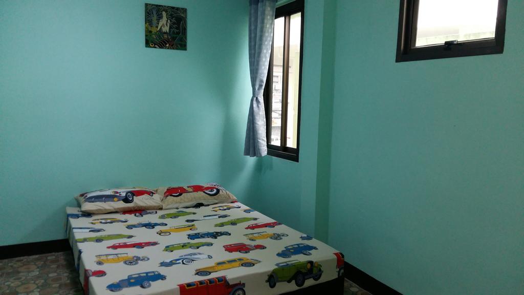 New C.H. Guest House Bangkok Phòng bức ảnh