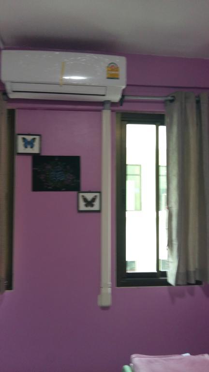 New C.H. Guest House Bangkok Ngoại thất bức ảnh